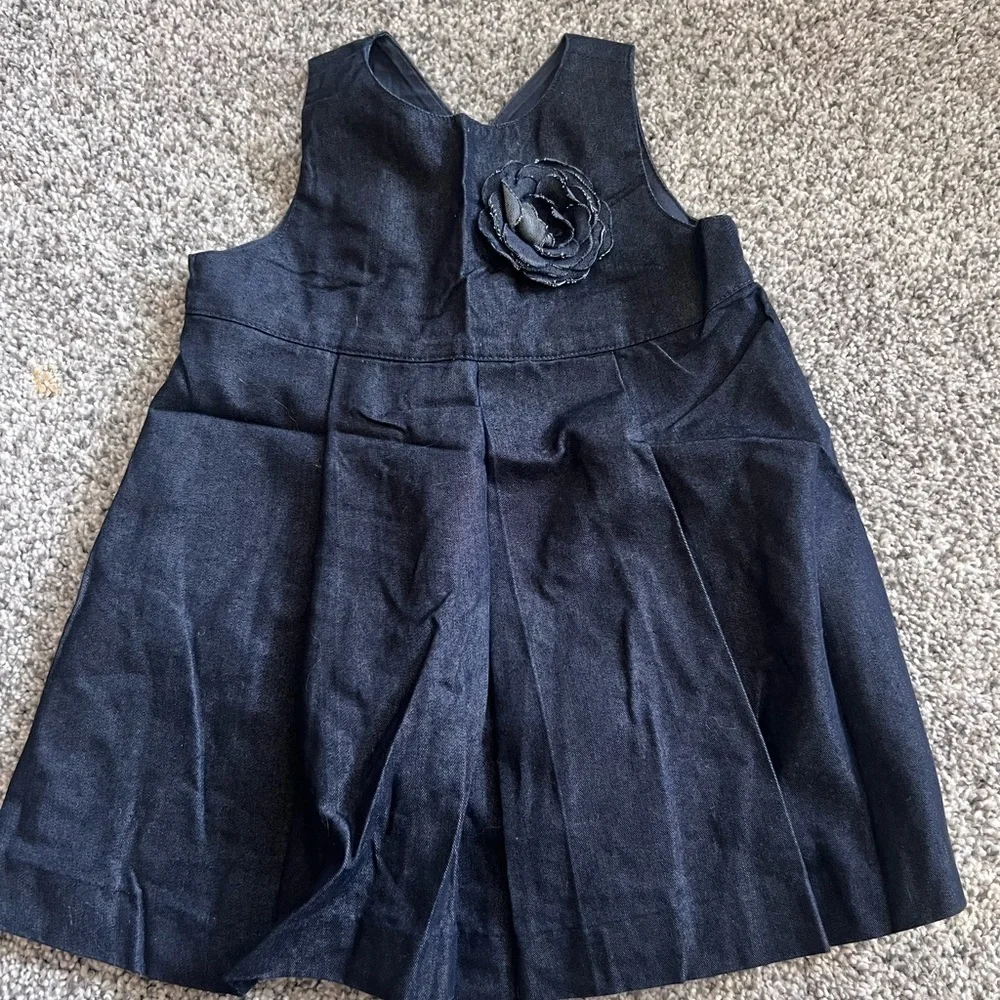 NWOT! Baby Gap Girls 6-12 Months Dark Wash Chambray Pleated Sleeveless Dress